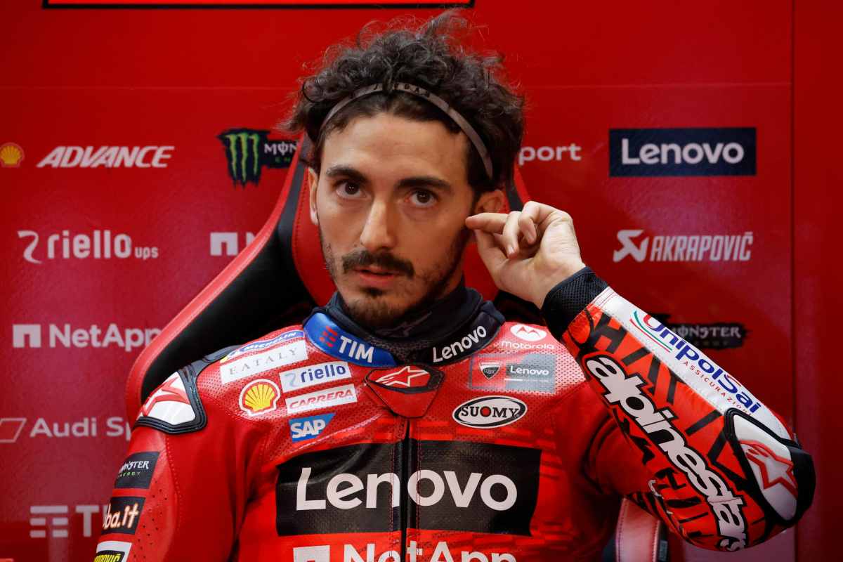 Pecco Bagnaia nel box della Ducati